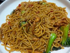 -民间瓦缸煨汤館(嵩山路店)