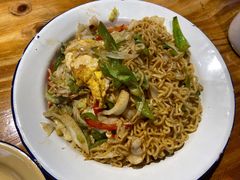 炒方便面-马路牙子地桌烤肉(工体店)
