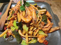 -炭舍干锅·烤鱼(扬名广场店)