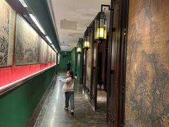 -新白鹿餐厅(银泰西湖文化广场店)