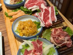 -明洞阿姨·韩式酱蟹烤肉·创意料理(三元桥店)