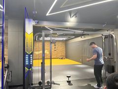 -贝菲特游泳健身(徐泾店)