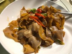小炒肉皮菌-金岳台私汤温泉度假山庄·创意餐厅(昌平十三陵店)