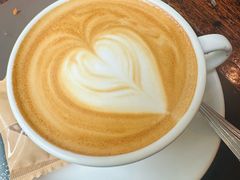 -Chom Cafe and Restaurant