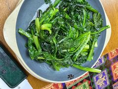 -云海肴·汽锅鸡·云南菜(天山百盛优客店)