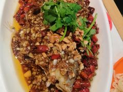 蒜爆鱼-杨氏青龙虾·羊蝎子(托乐嘉店)