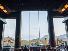 -时光吧·大堂吧·丽江和府洲际度假酒店