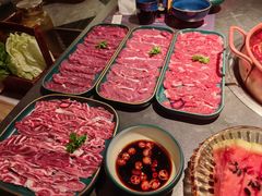 -牛村来人潮汕牛肉火锅(西单店)