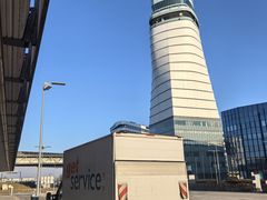 -维也纳国际机场