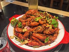 -谭公鱼头·鲜鱼火锅·小龙虾·江湖菜(秀沿路店)