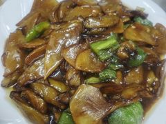 -老码头黑皮肘子锅包肉熏酱水饺(文政街店)