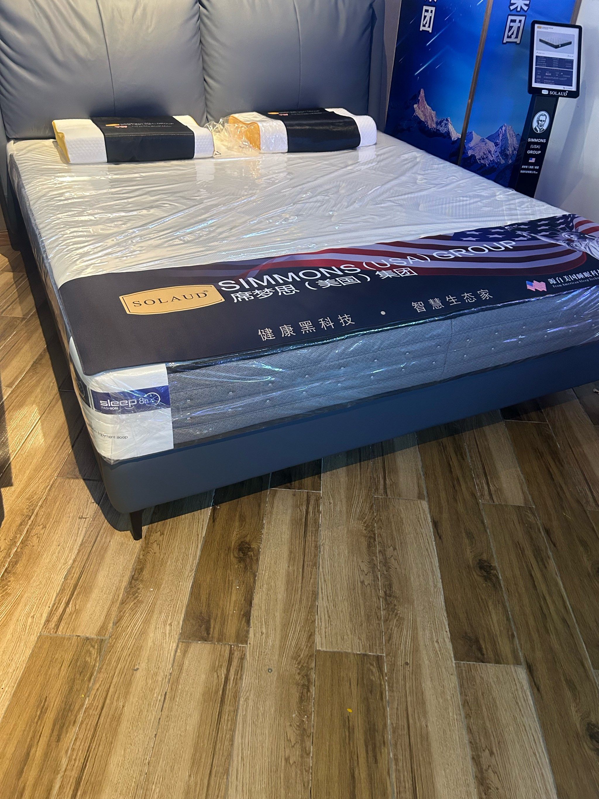 席梦思床垫与其他品牌相比,其独特之处主要体现在以下几个方面:
