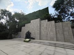 -上海市龙华烈士陵园