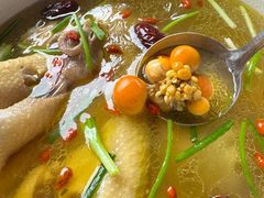 招牌竹林土鸡煲-听风阁农家私房菜茶楼(龙坞店)