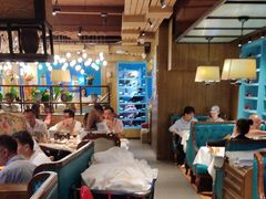 -领鲜活海鲜榴莲自助火锅(东门店)