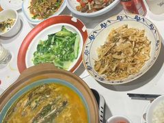 -饭橘汉江码头·乡野土菜馆(静安路店)