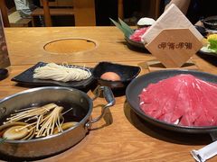 -呷哺呷哺(普陀乐购真北店)