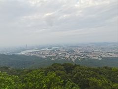 -紫金山山顶公园