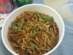 猪肉豆角焖面-漠漠家·凉皮·中式汉堡(中山公园店)
