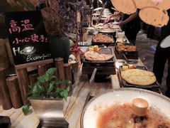 -西藏饭店·亚克·食光自助餐厅(文殊院店)