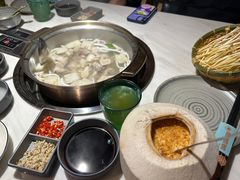 -喃喃椰·糟粕醋·椰子鸡火锅(七堡花园店)