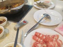 -尚品海鲜肥牛自助火锅(湖明店)