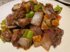 杏鲍鱼菇牛肉粒-一江春水·杭帮臻宴(三台山店)
