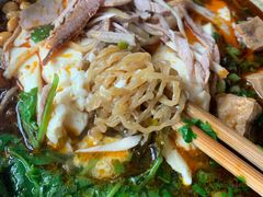-老五鸡丝豆花面粉(瑞金北路68号院店)