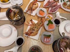 -雍和会海鲜姿造自助(湖东路店)