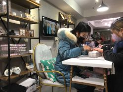 -逸日式美甲美睫工作室