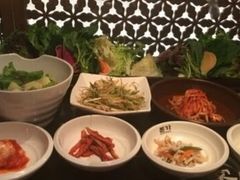 -本家韩国烤肉(财富大厦店)