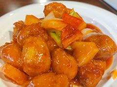 海鲜菠萝咕咾肉-老广酒楼(樱花店)