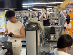 -超鹿运动(大唐世家店)
