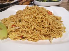 -郑享吃烧烤烩面(红专路店)