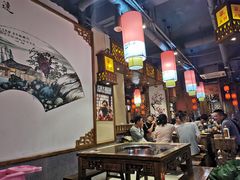 大堂-渝大狮毛肚老火锅(普陀店)