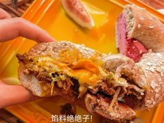 -Catch Bagel(芳草地店)