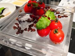 番茄脆菇沙拉-小大董·烤鸭(凤凰汇店)