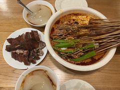 -嘉州叶婆婆钵钵鸡(建设路店)
