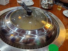 -乡村木柴铁锅炖饭店