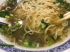 -陇兴楼兰州拉面(西安咸阳国际机场店)