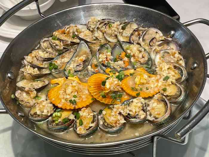 79号渔船海鲜饭店(龙华店)-"#79号渔船海鲜饭店# 吃海鲜大餐"上.