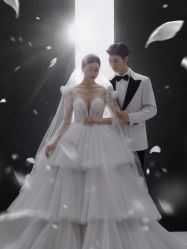 -雨墨婚纱摄影工作室