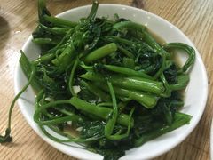 -雷祖芳老妈蹄花店