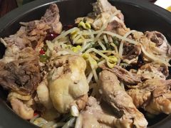 -云海肴·汽锅鸡·云南菜(天山百盛优客店)