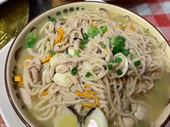 鸡汤手工鱼面-龙桥私厨·姜花菊花过桥鱼·顺德菜(容桂店)