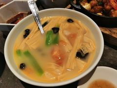 -汤城小厨•粤菜•靓汤(苏州街店)