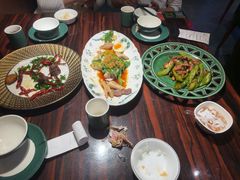 -粤·向群饭店(麓景路店)