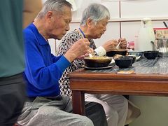 -荣记煲仔饭(高庙路店)