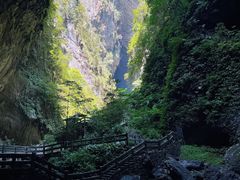 -龙水峡地缝景区