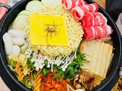 -WOW LUCKY创意韩料(龙阳广场店)